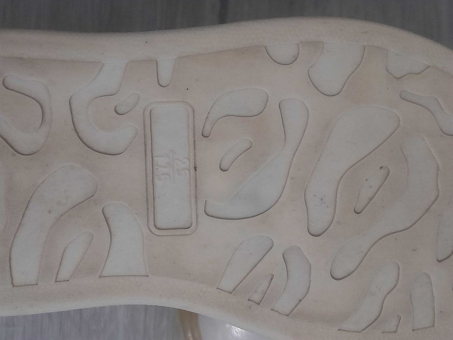 Детски ботуши 25 номер