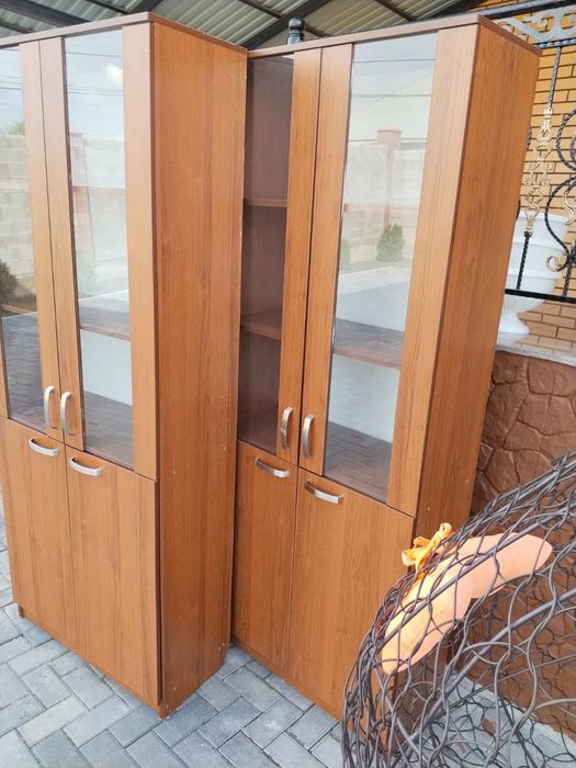 Шкафы две штуки   .