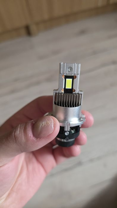 Set 2 becuri xenon/ LED D-Series T11 – Conversie HID/Xenon la LED – Plug & Pl
