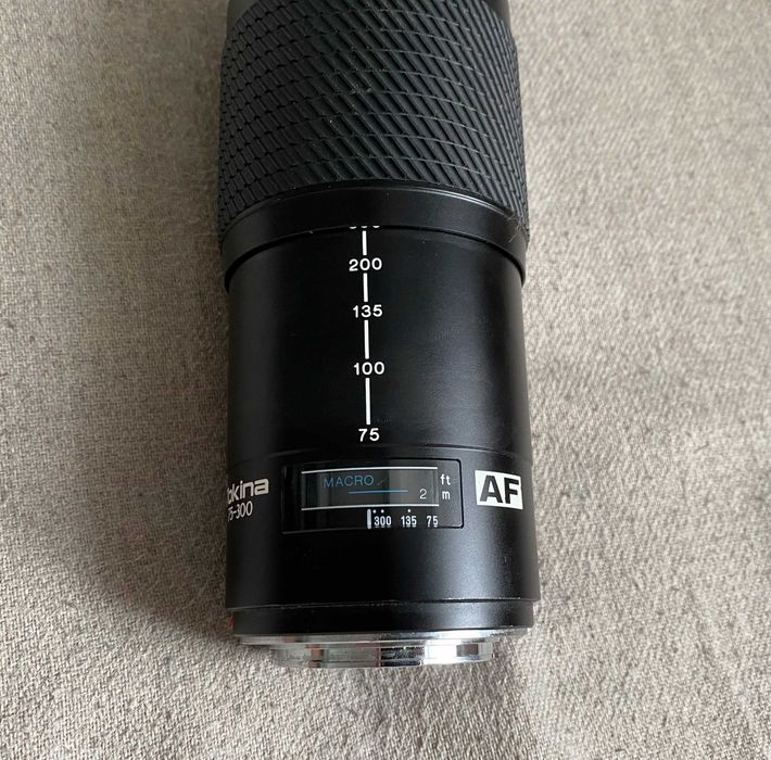 Tokina AF 75 300mm f 4.5 5.6 obiectiv zoom Minolta A compatibil Sony A