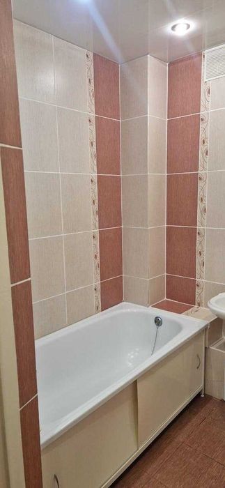 Продам 2 комн. квартиру в Уральске