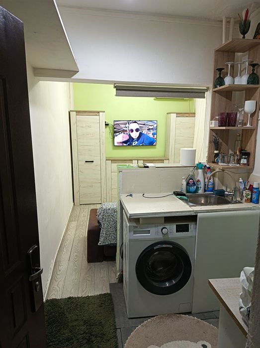 Închiriez garsoniera tomis 3
