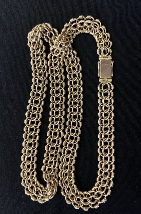 Продам золотую цепочку