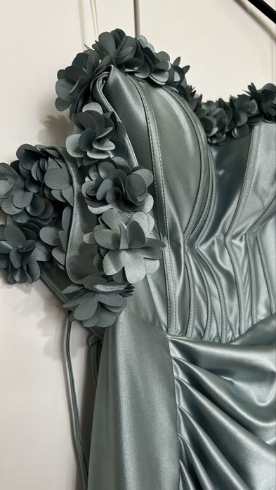 Бални рокли. Размери 40/42