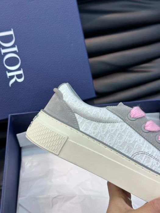 CD B23 Low Top Pink/White