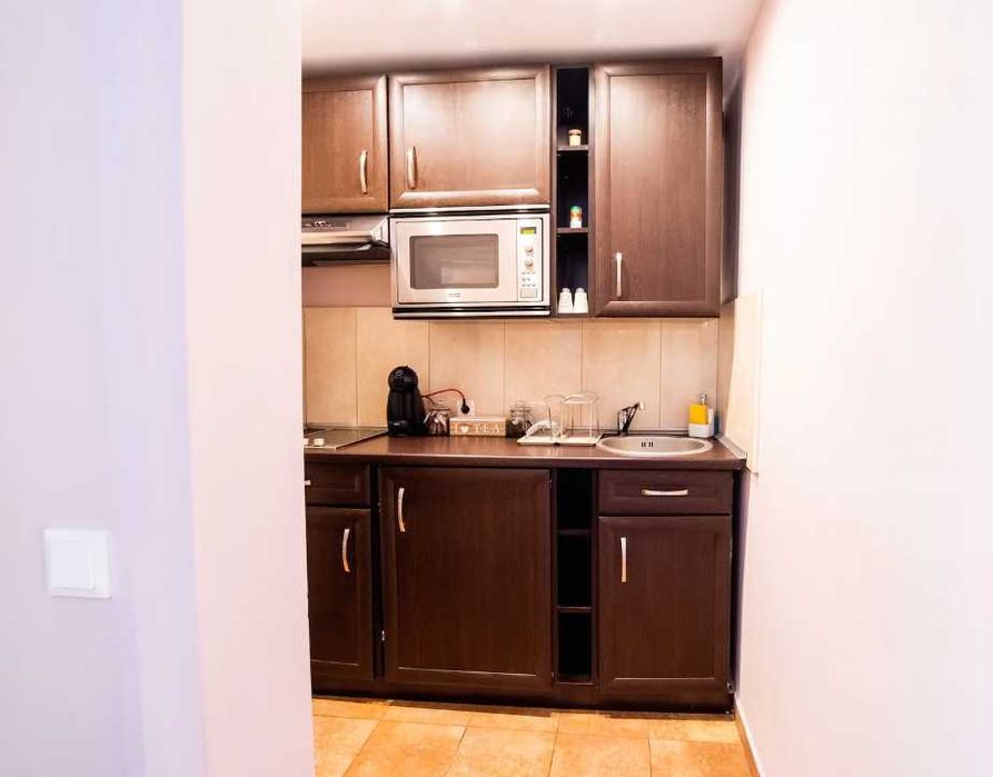 Дава се под наем Тристаен апартамент в Пловдив, Кършияка - 90 кв.м за 316.2 € - Снимка #1