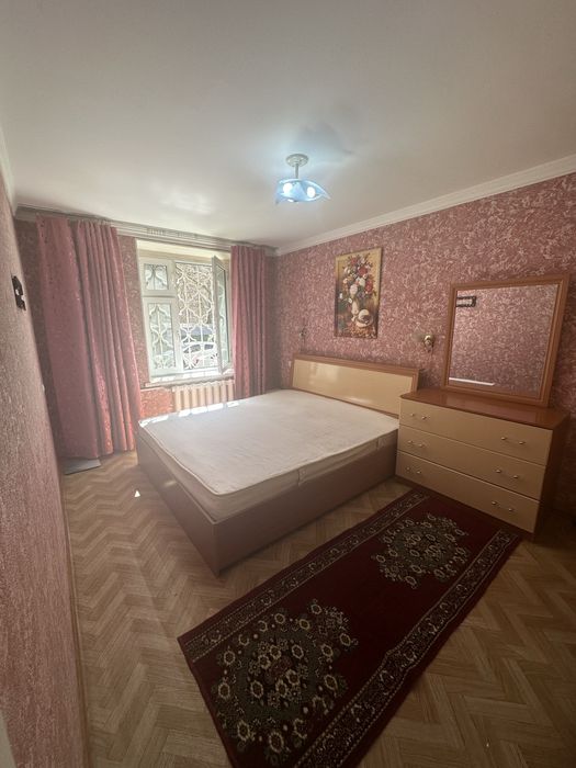 Продам спальный гарнитур б/у