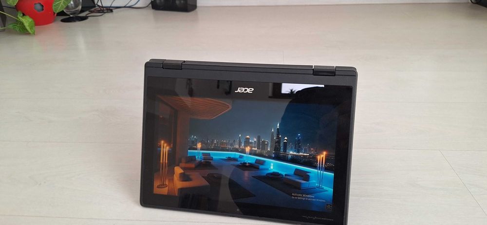 Laptop 2 in 1 Acer touchscreen, 11.6 inch Full HD, 128GB NVMe, Windows 10 IoT