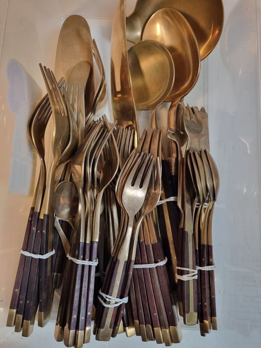 Set tacamuri elegante 67 buc (calitate)dk