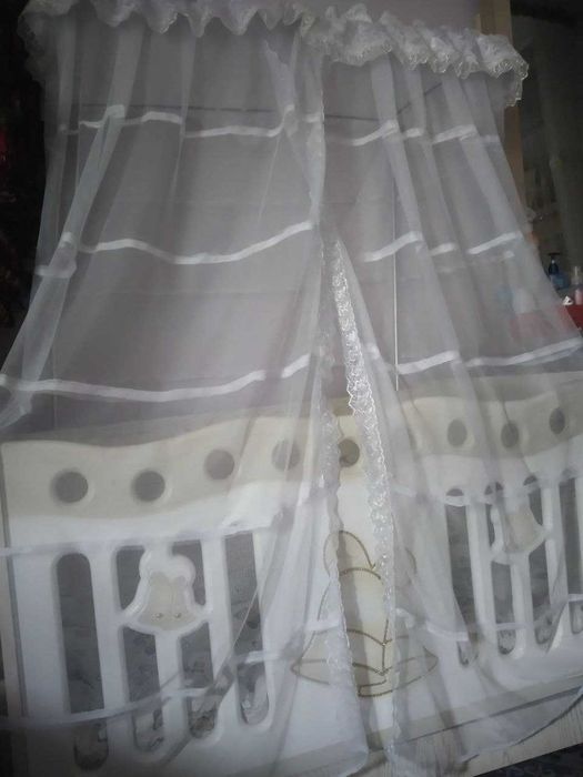 Манеж сотилади, холати ало