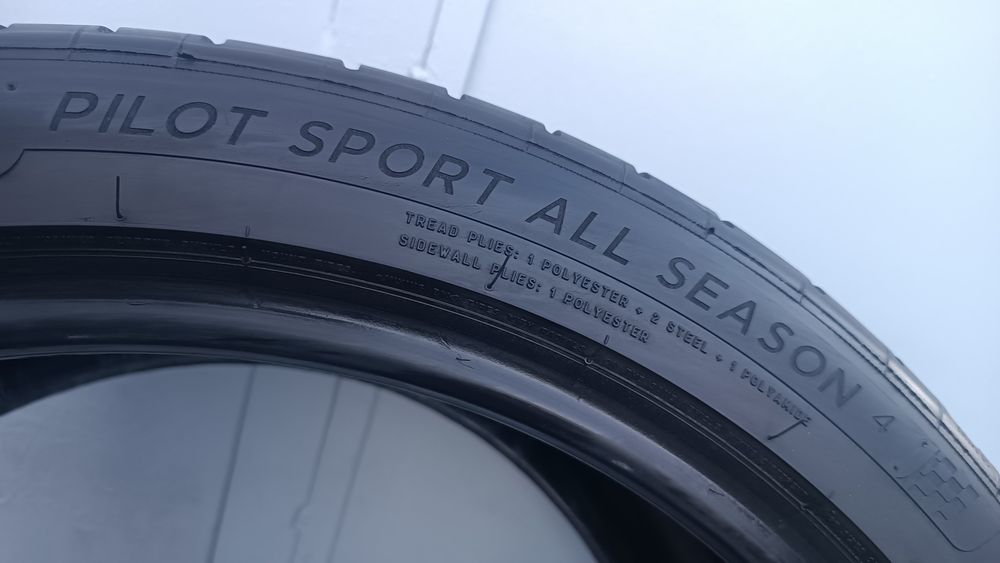 275/35/20 Michelin Дот 2323