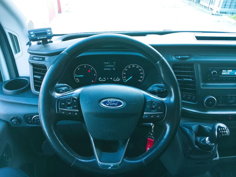 Dubă izoterma Ford Tranzit 2020