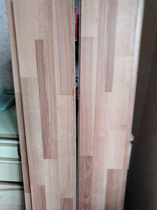 Продам ламинат..