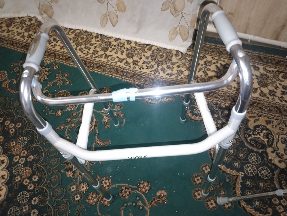 Ходунки для взрослых