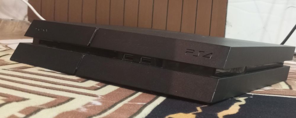 Продам или обмен PS4 на 1 терабайт