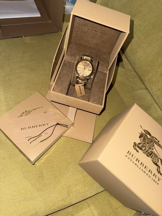 Burberry watch bu9134