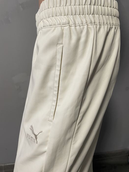 Pantaloni Puma, piele ecologica L
