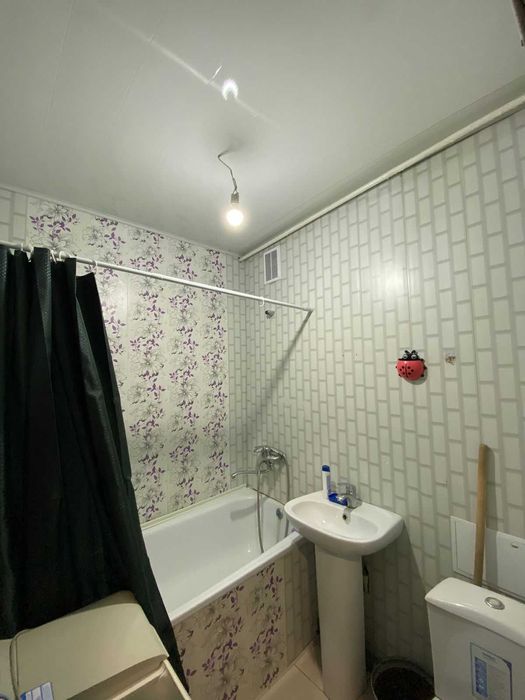 Продам 2 ком квартиру рн УЮТ