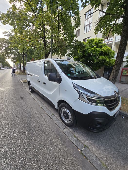 RENAULT Trafic 2020 — imagine 2