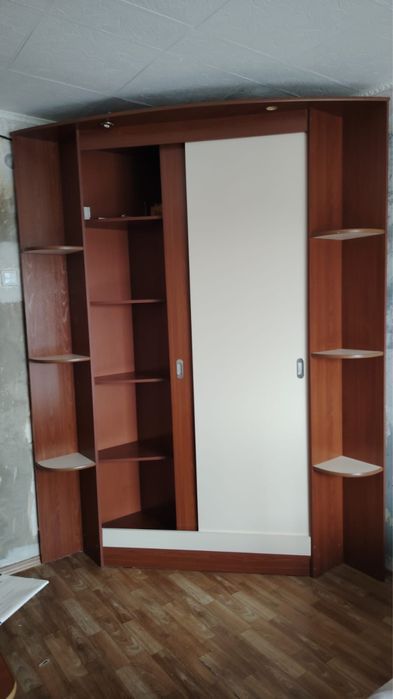 Продам шкаф купе