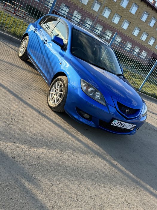 Продам Mazda Axela, 2004года