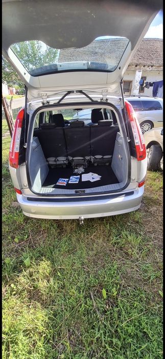 Dezmembrez ford focus c max 1,6 2007  dizel. Masina ie radiată