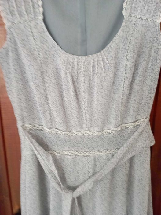 Дамска копринена рокля