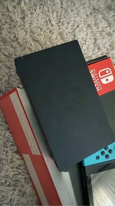 Nintendo Switch V1+ Joy-Con + Dock 900 lei