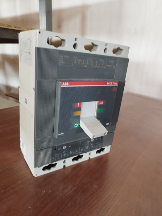 Автомат ABB SACE Tmax T6N 630
