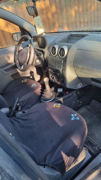 Vînd Ford Fusion