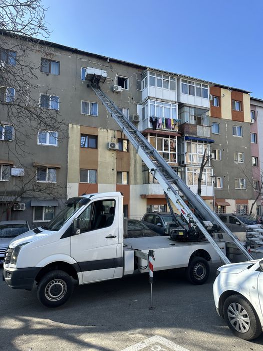 Lift mobil de inchiriat