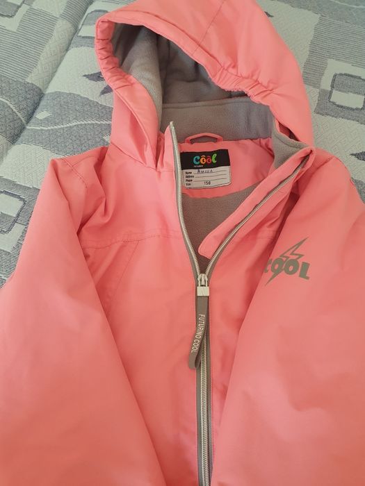 Продам куртку осень- весна