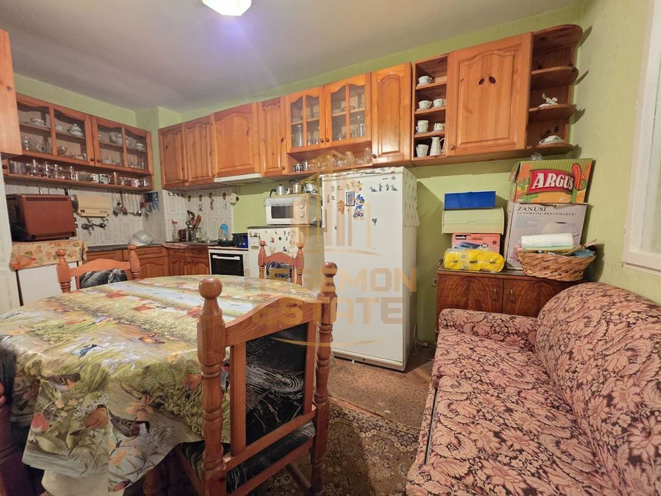 Продава се Четиристаен апартамент в Варна, Спортна зала - 102 кв.м за 3530 €/кв.м - Снимка #4
