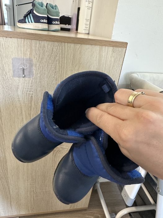 Кросовки и ботинки на мальчика