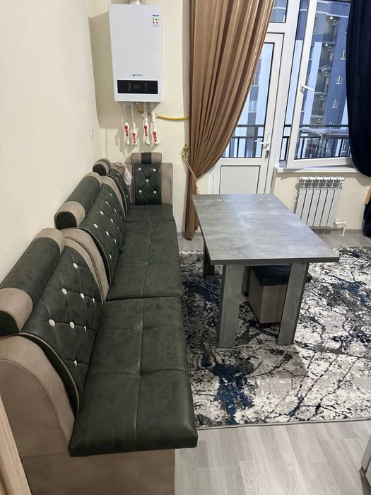 Ижарага 3 хонали уй