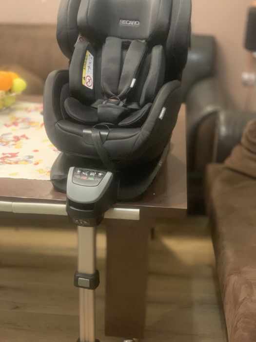 Детско столче за кола Recaro
