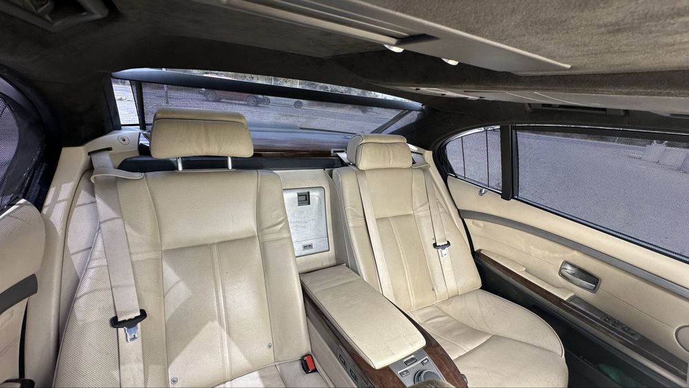 Продам  BMW 750Li 4.8