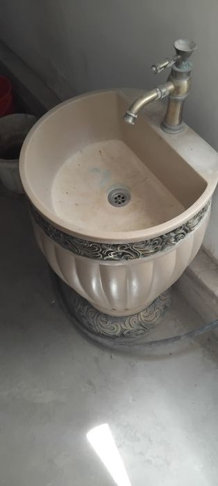 raqavina sotiladi holati yaxshi