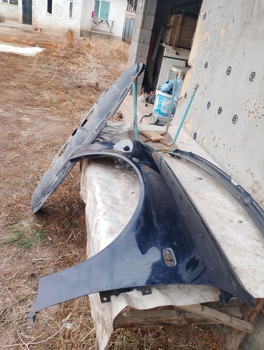 Продам крыло на Ауди с5