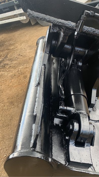 Cupă taluz hidraulică excavator 14–20 t – MS10 – 2 cilindri