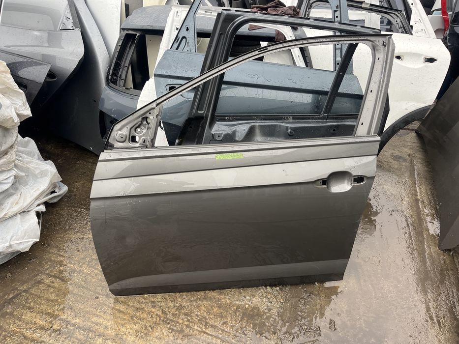 Предна лява и дясна врата VW Polo 2G 2023г