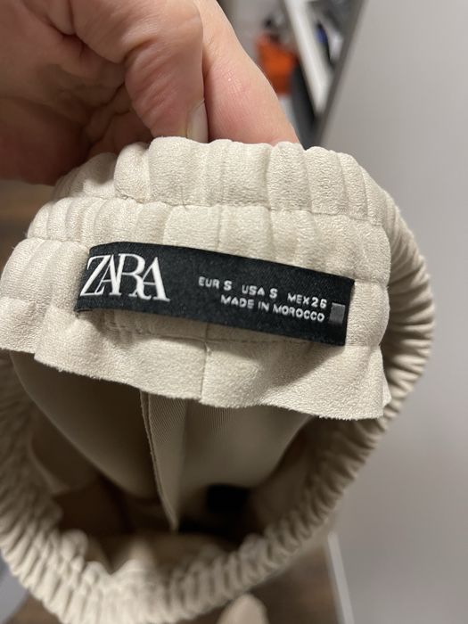 Велурен панталон ZARA с подарък елек