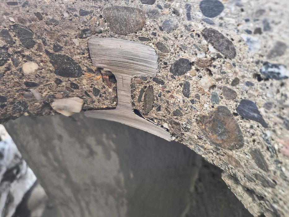 Carotaj, gaura hota centrala, carota