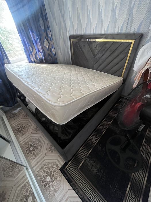 Двухспалка с матрасом
