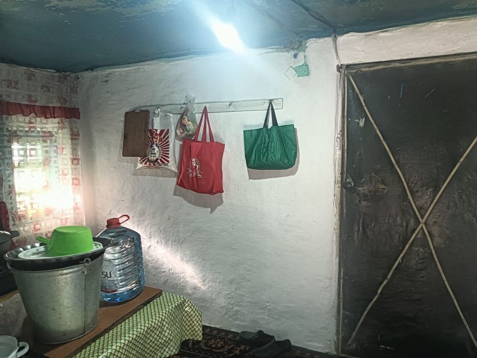 үй сатылады срочно. продам дом.