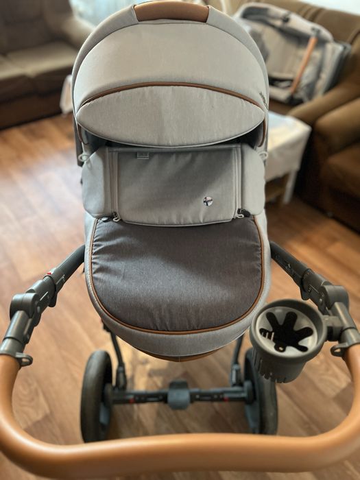 Adamex бебешка количка vicco 3 в 1