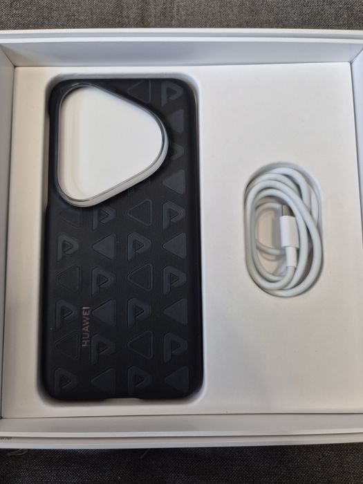 Телефон Huawei Pura 80 ultra