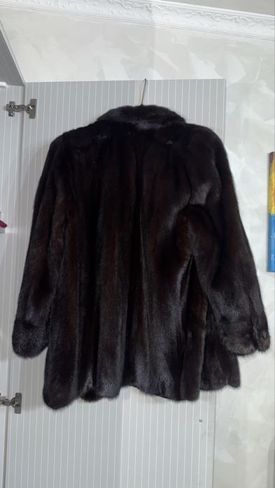 Blana naturala 100% de nurca , realizata la comanda si bine ingrijita
