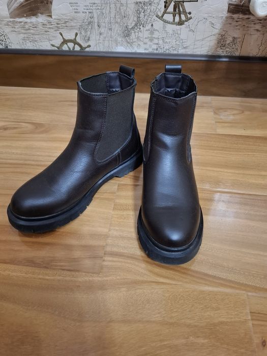 Женские сапоги .