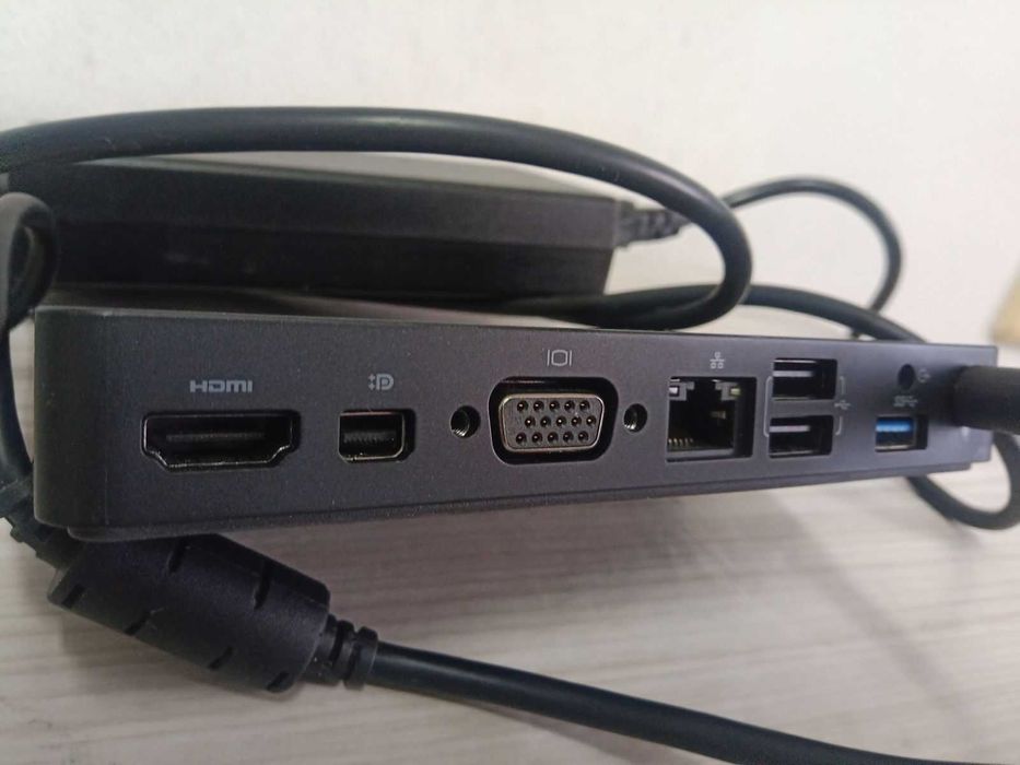 Докинг станция Dell  K17A + оригинален адаптер Dell 180W